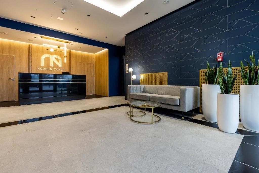 Prestige Apartments Modern Tower Gdynia Exterior photo