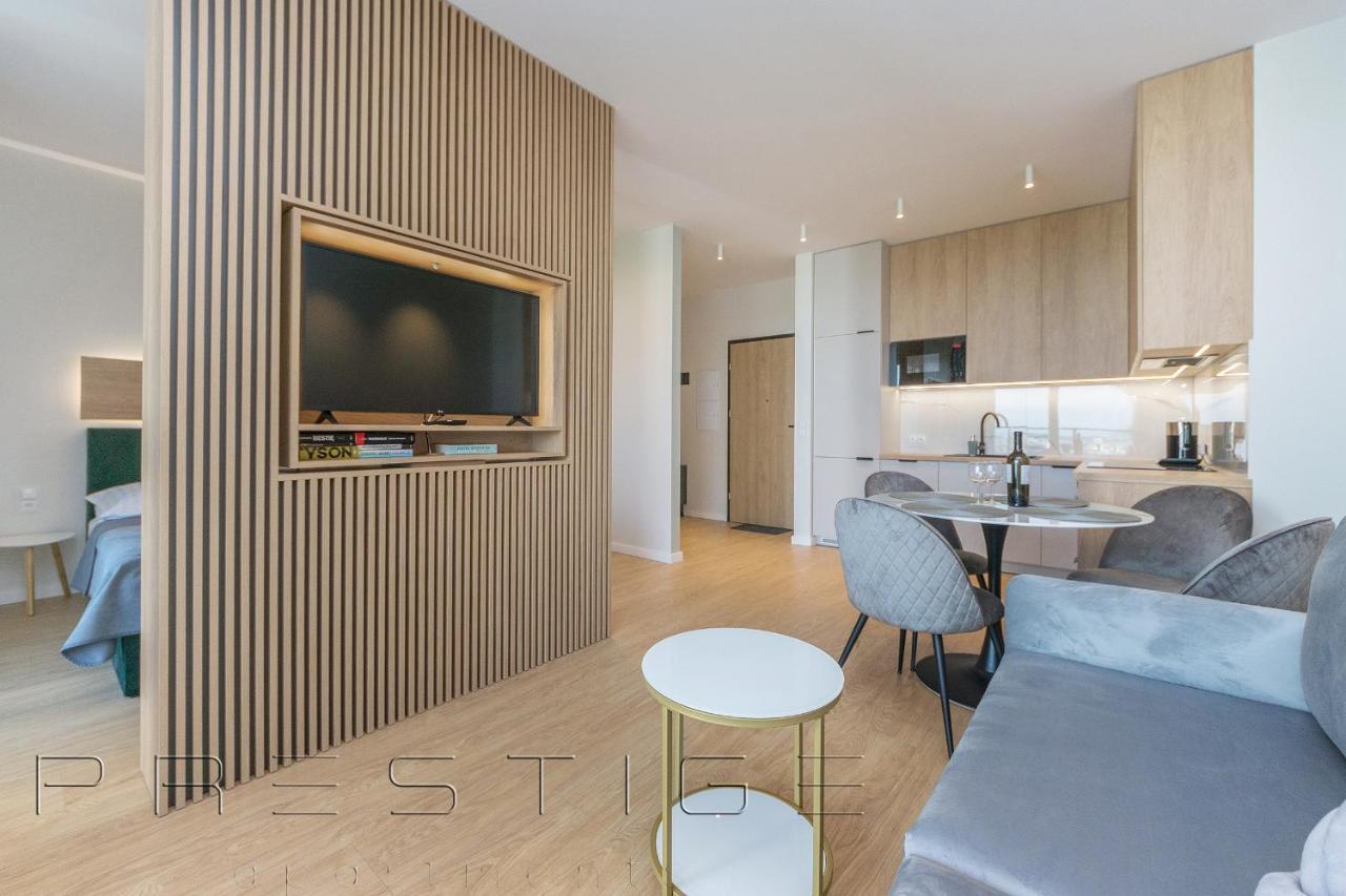Prestige Apartments Modern Tower Gdynia Exterior photo