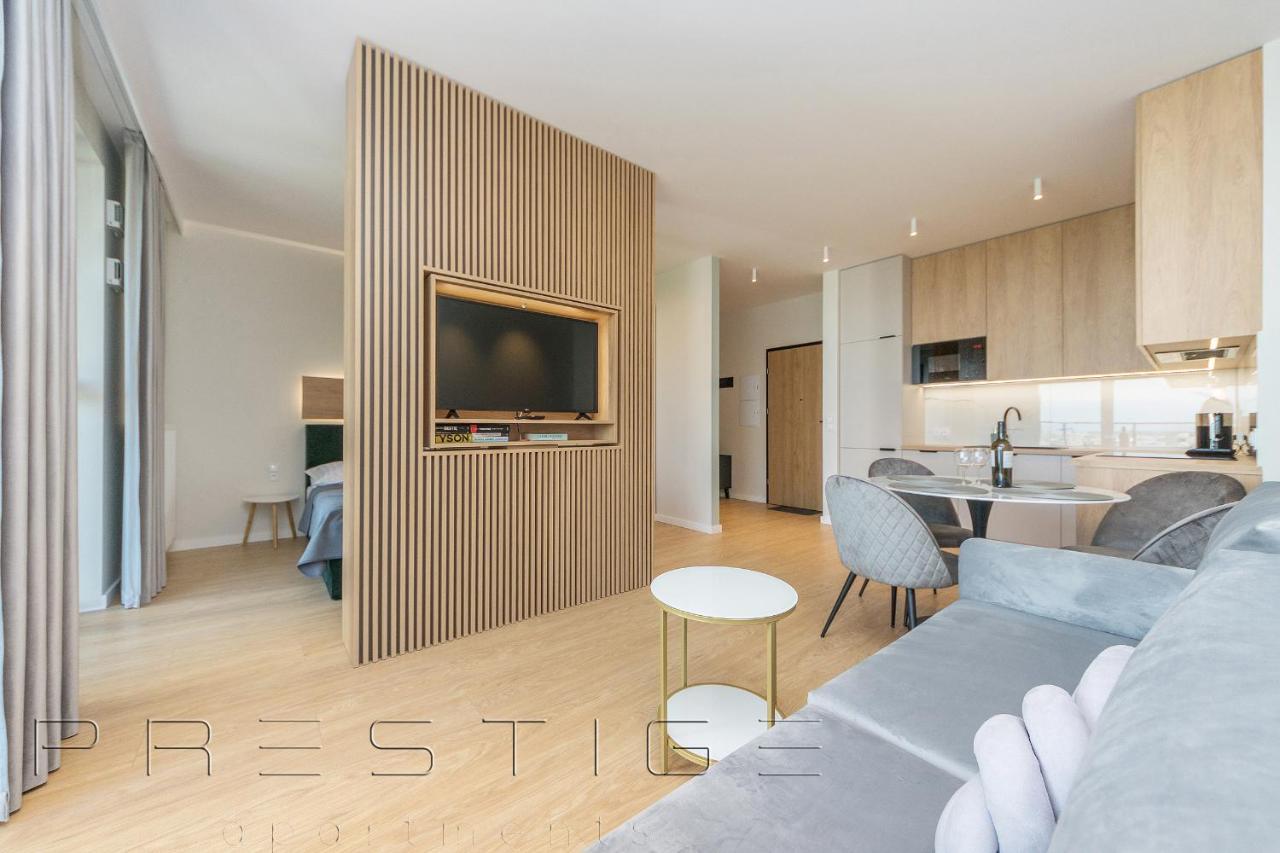 Prestige Apartments Modern Tower Gdynia Exterior photo