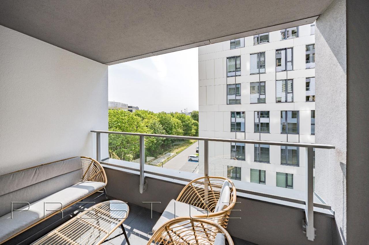 Prestige Apartments Modern Tower Gdynia Exterior photo